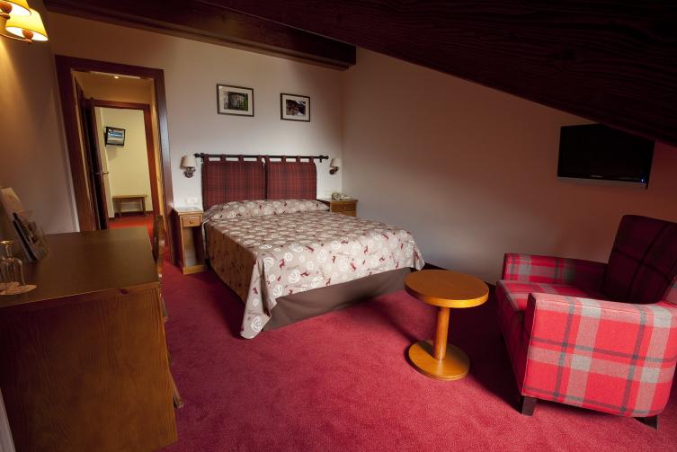 junior suite gerdar Hotel la Morera València d'Àneu Lleida